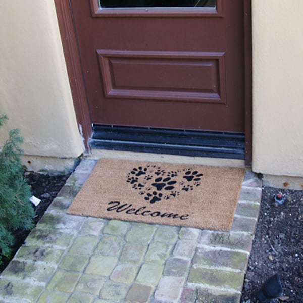 Heart-Shaped Paws Welcome Mat, 18 By 30-Inch