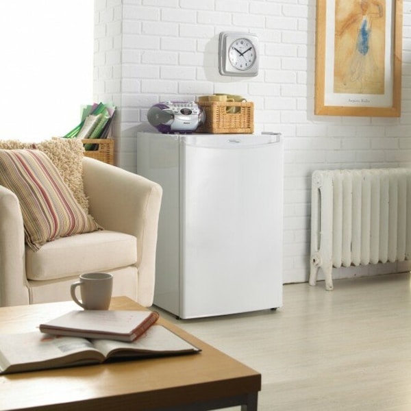 Compact Refrigerator And Freezer, 4.3 Cu Ft, White