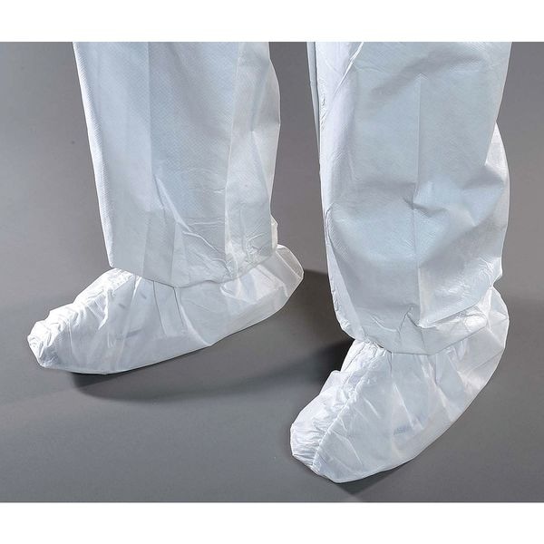 Critical Cover® MaxGrip® Shoe Covers,Anti-Skid Sole,M,White,PK200